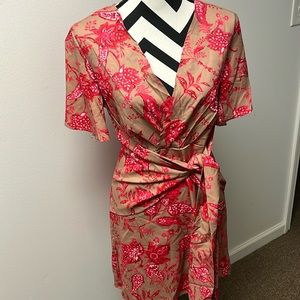 Super cute boutique vneck dress with faux wrap size L